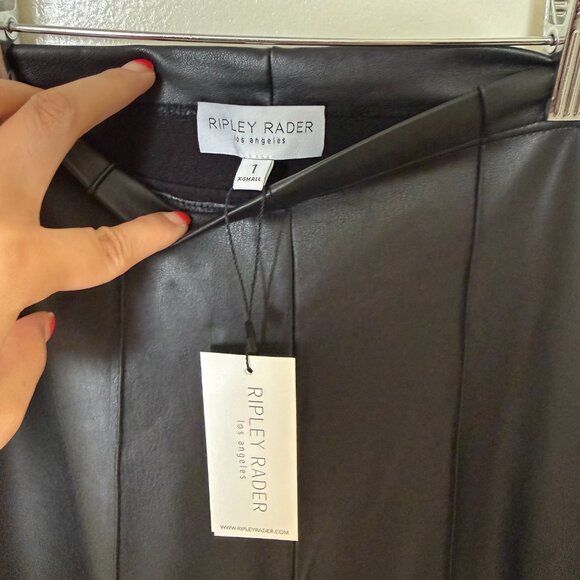 NWT Ripley Rader Black Vegan Leather Straight Leg Crop Pants 1 / XS - Picture 5 of 6